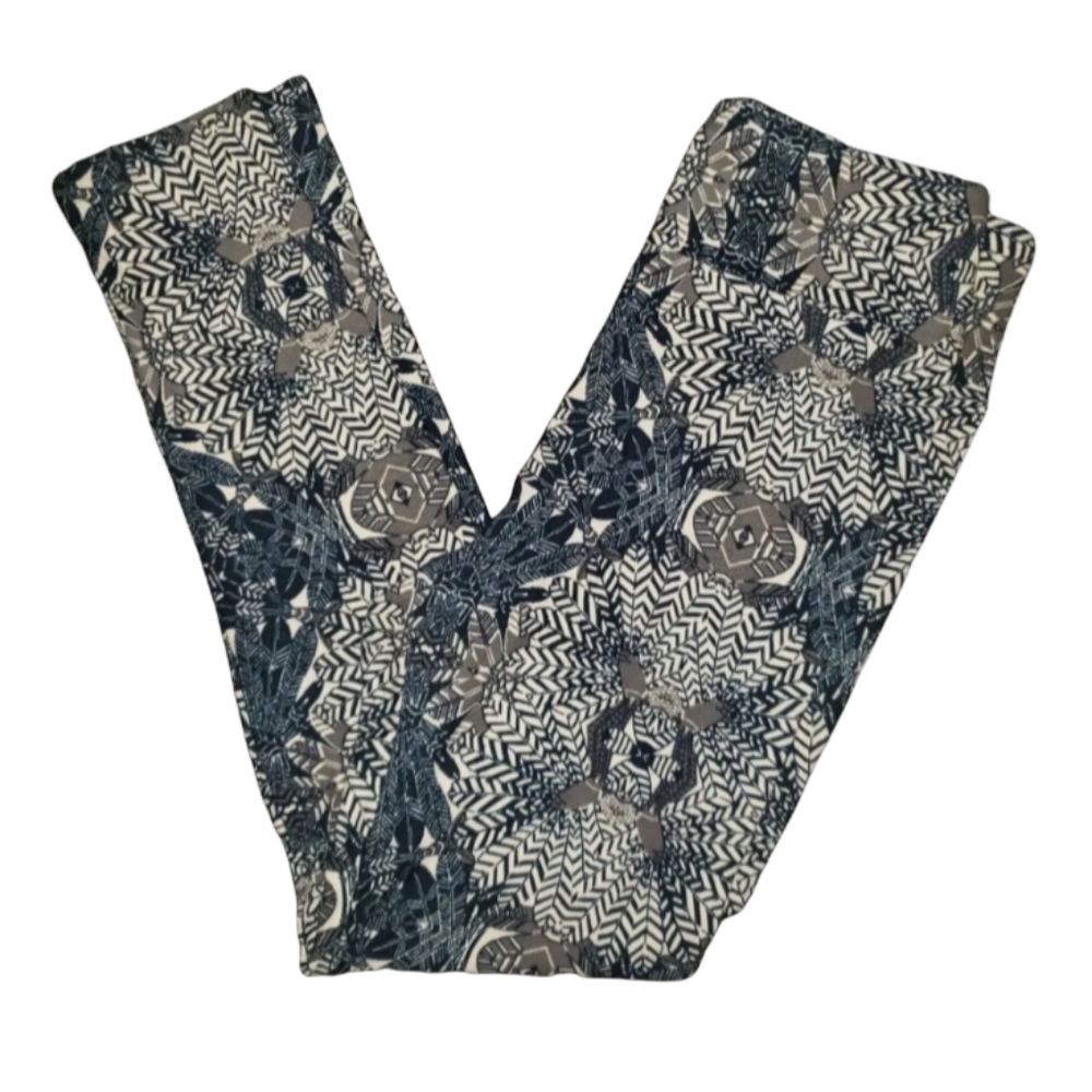 ✨️ New LuLaRoe OS Leggings Aztec Feathers HTF